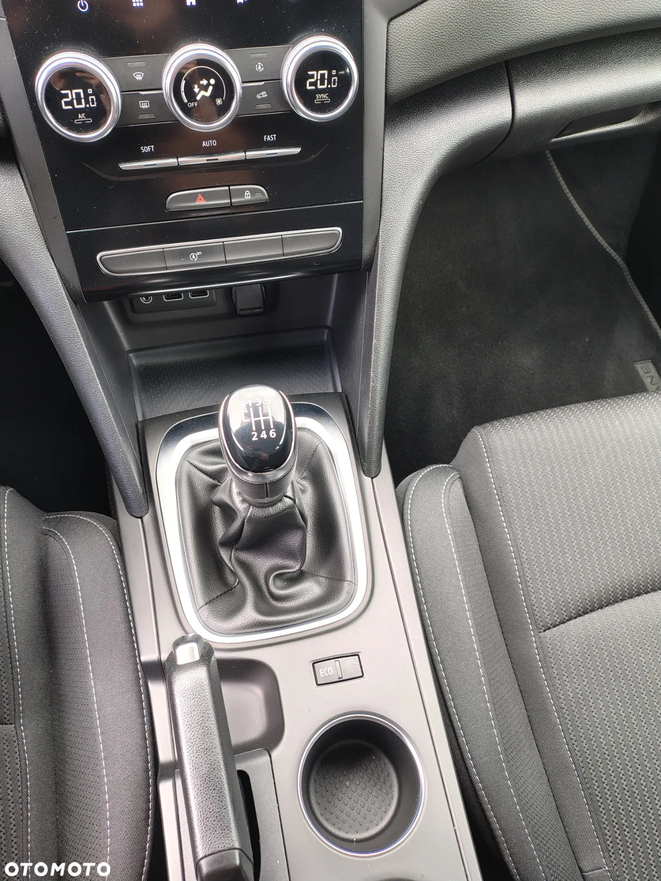 Renault Megane 1.5 Blue dCi Intens - 36