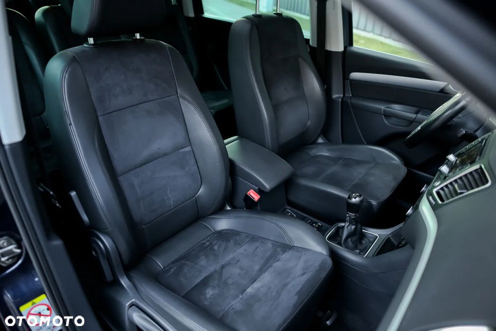 Volkswagen Sharan 2.0 TDI Blue Motion Highline - 26