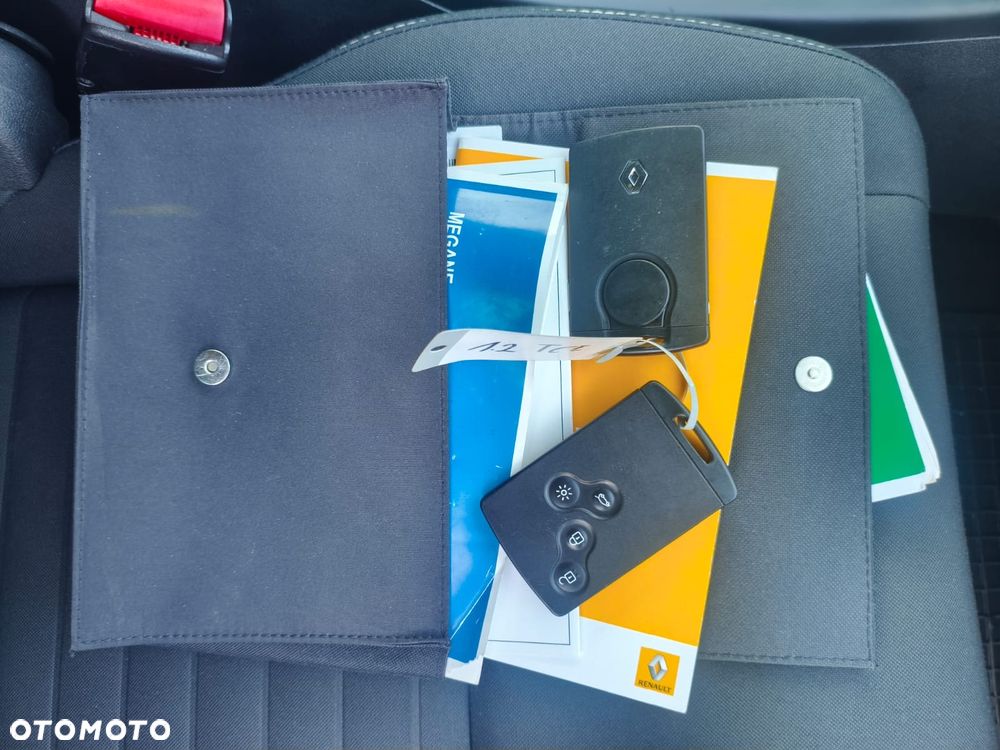 Renault Megane ENERGY TCe 130 Start & Stop LIMITED - 26