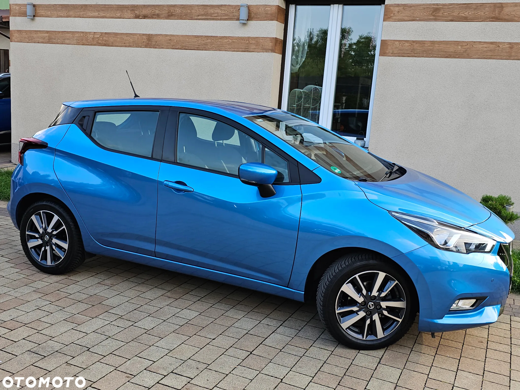 Nissan Micra 1.0 Visia Plus - 2