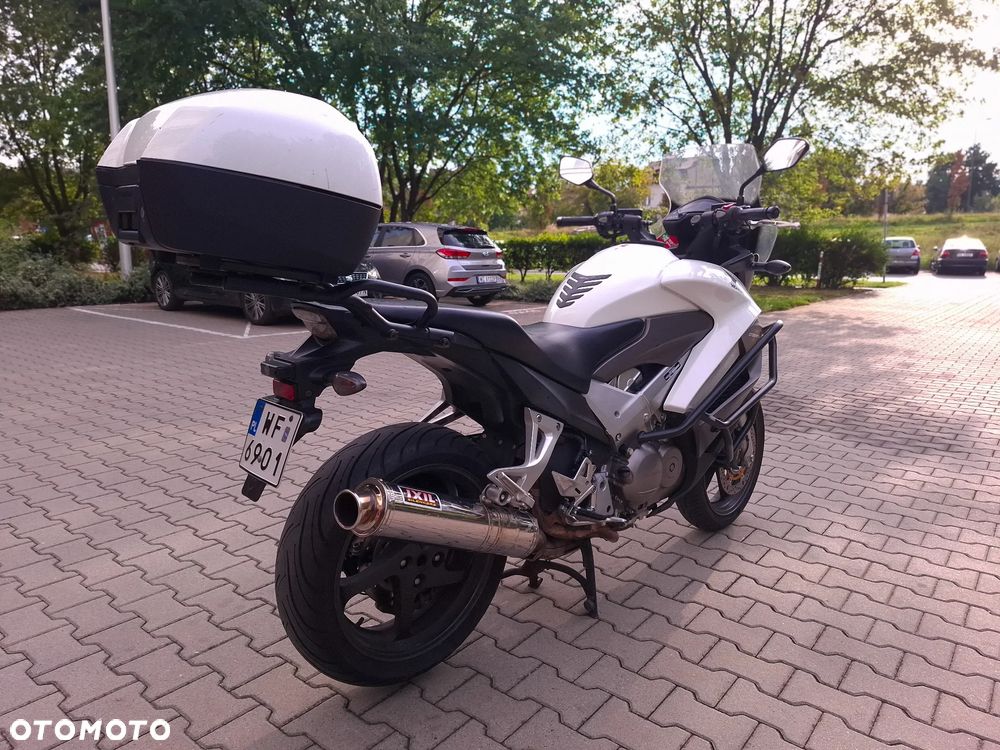 Honda VFR - 5