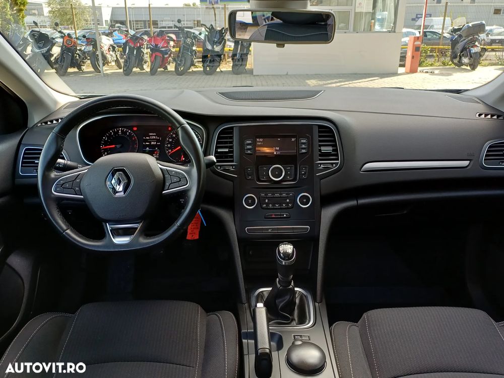 Renault Megane TCe 140 GPF Zen - 13