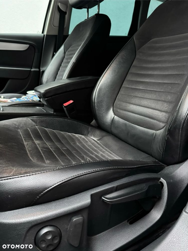 Volkswagen Passat Variant 2.0 TDI DSG BlueMotion Technology Comfortline - 19