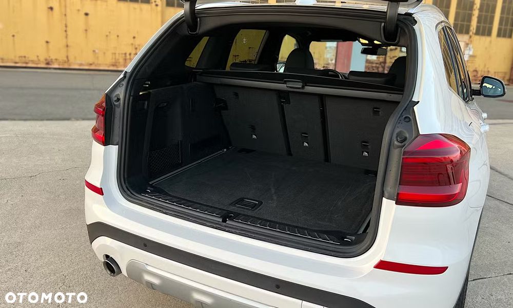 BMW X3 xDrive30i GPF Luxury Line - 15