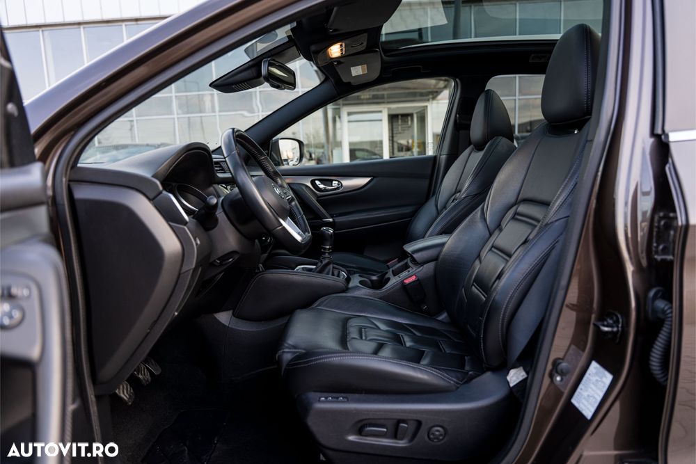Nissan Qashqai 1.6 DIG-T TEKNA+ - 12