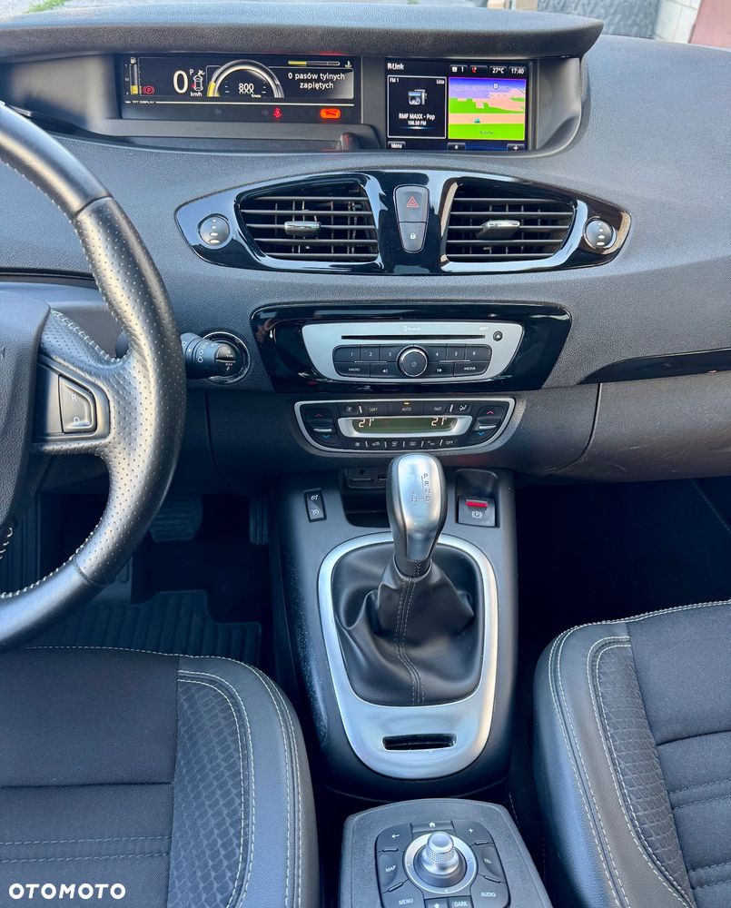 Renault Scenic - 15