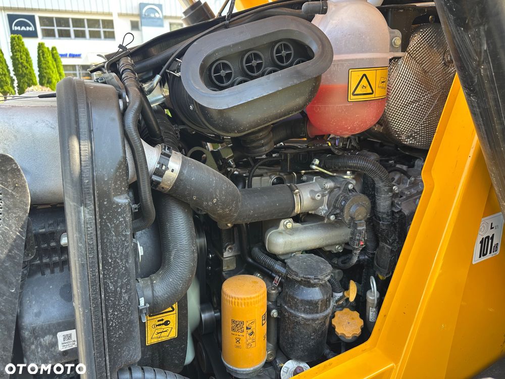 JCB 4CX Advance Easy Control PRO DualDrive - 33