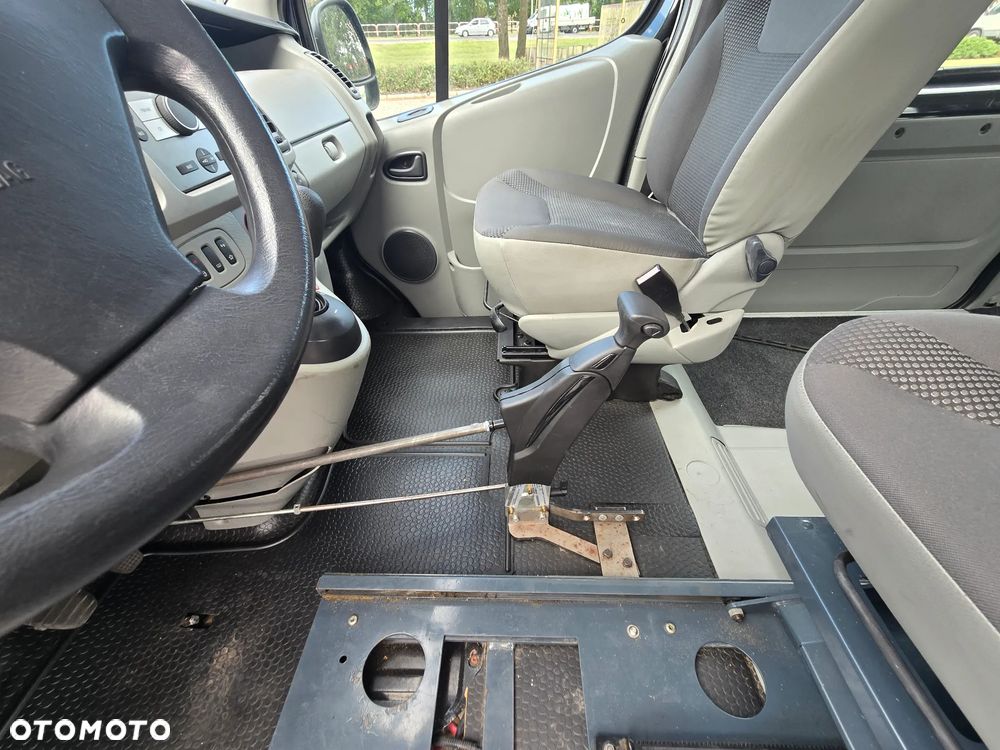 Opel Vivaro - 30