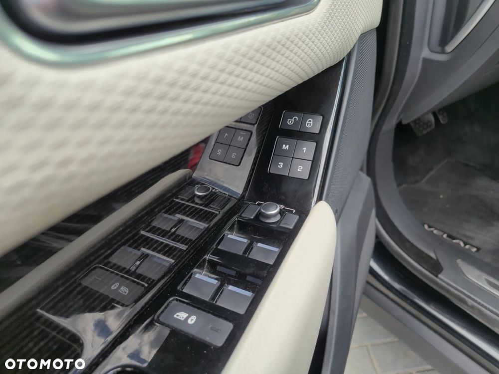 Land Rover Range Rover Velar 2.0 P250 S - 15