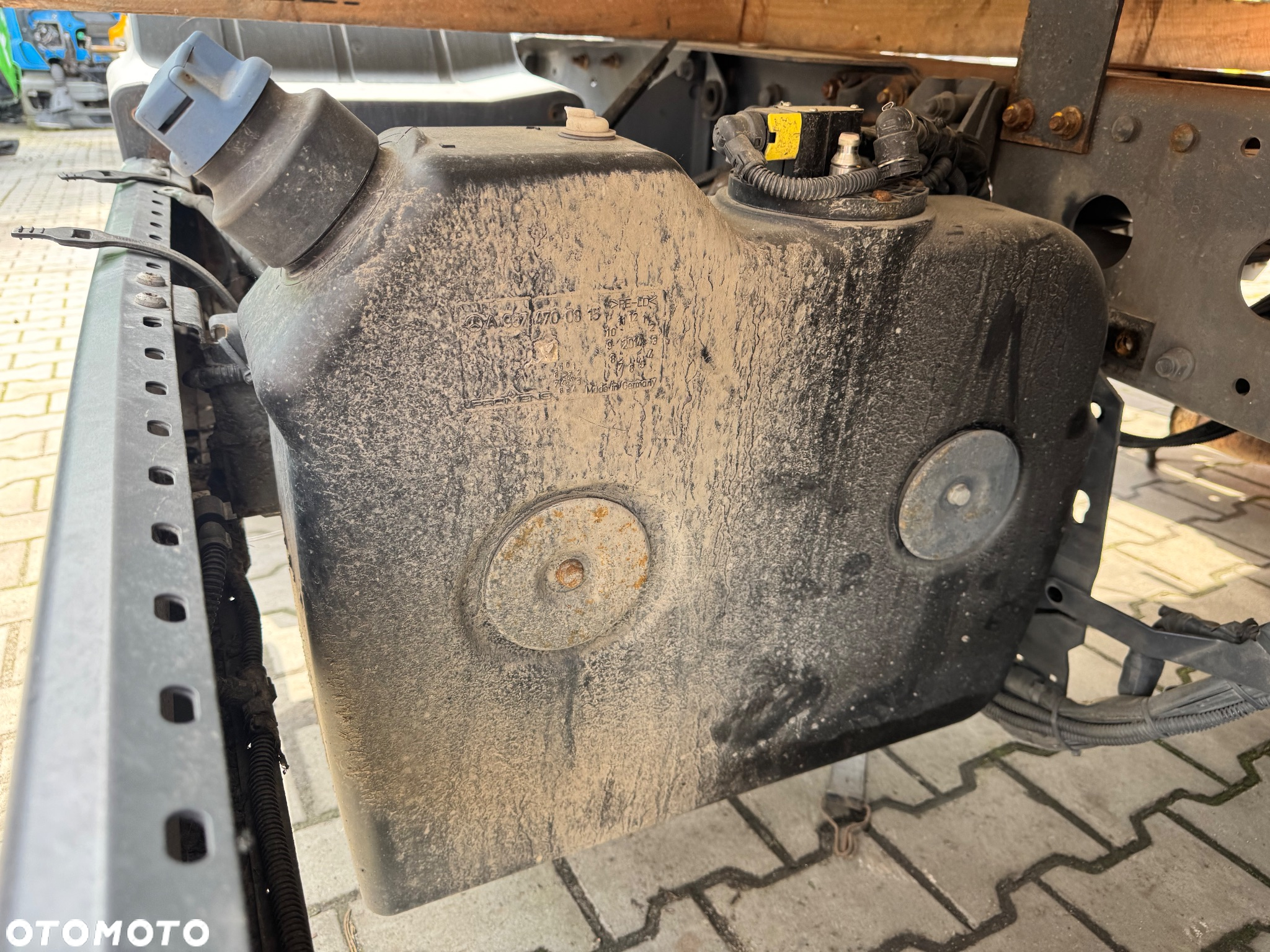 Kompletny zbiornik adblue, mocowanie, smok Mercedes Atego, Axor Euro 6 - 3