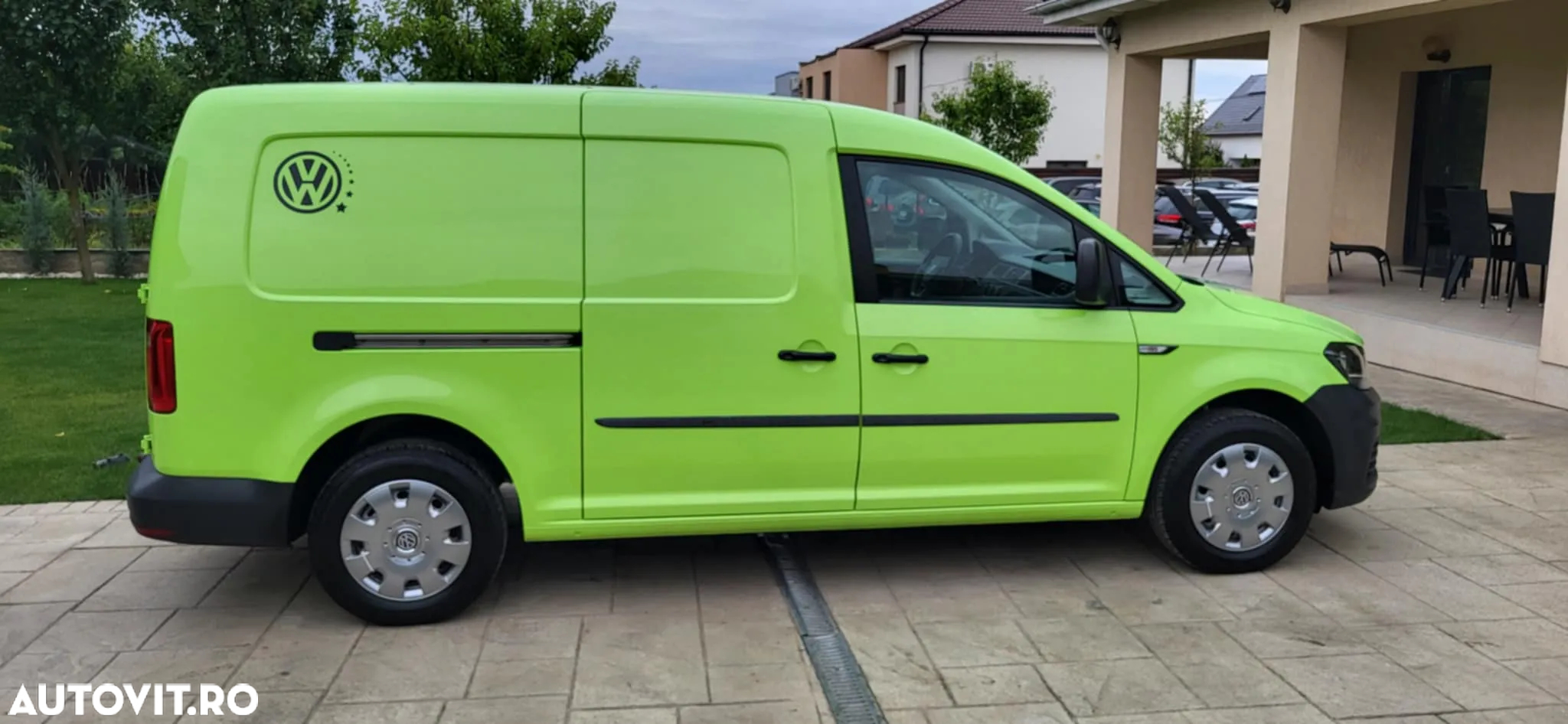 Volkswagen Caddy - 10