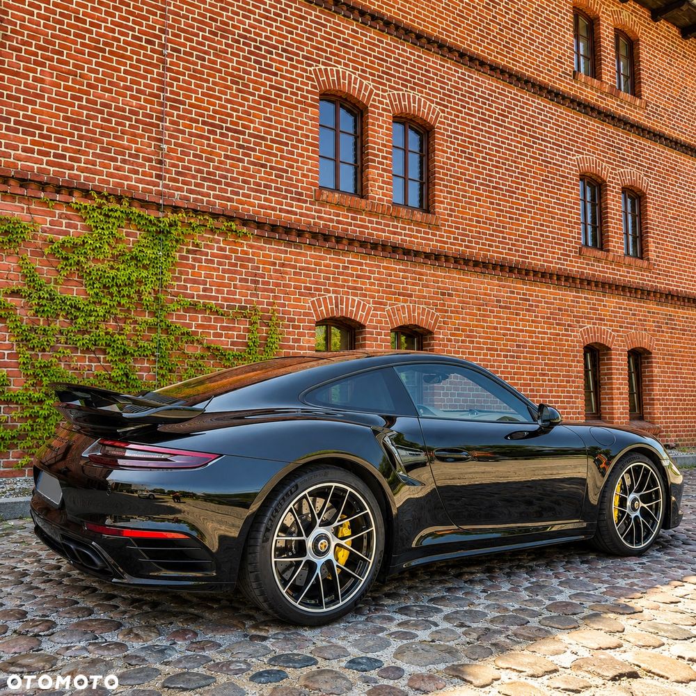 Porsche 911 - 35