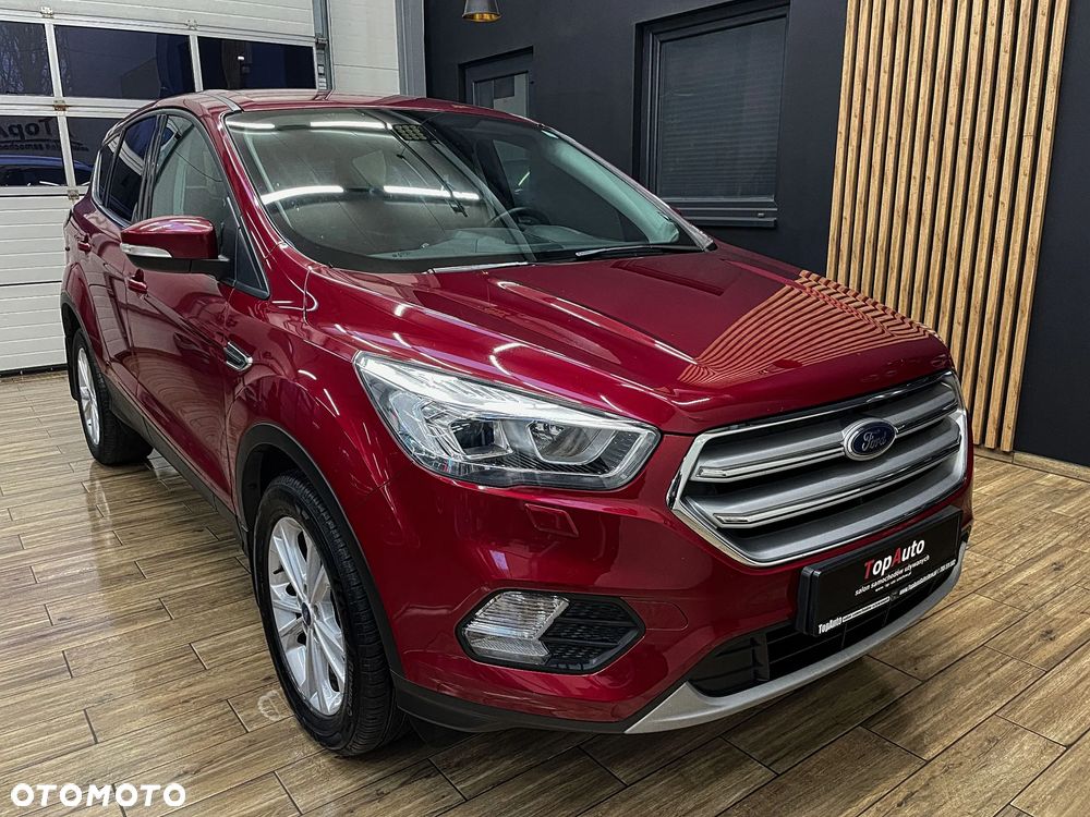 Ford Kuga 2.0 TDCi 4x2 Titanium - 4