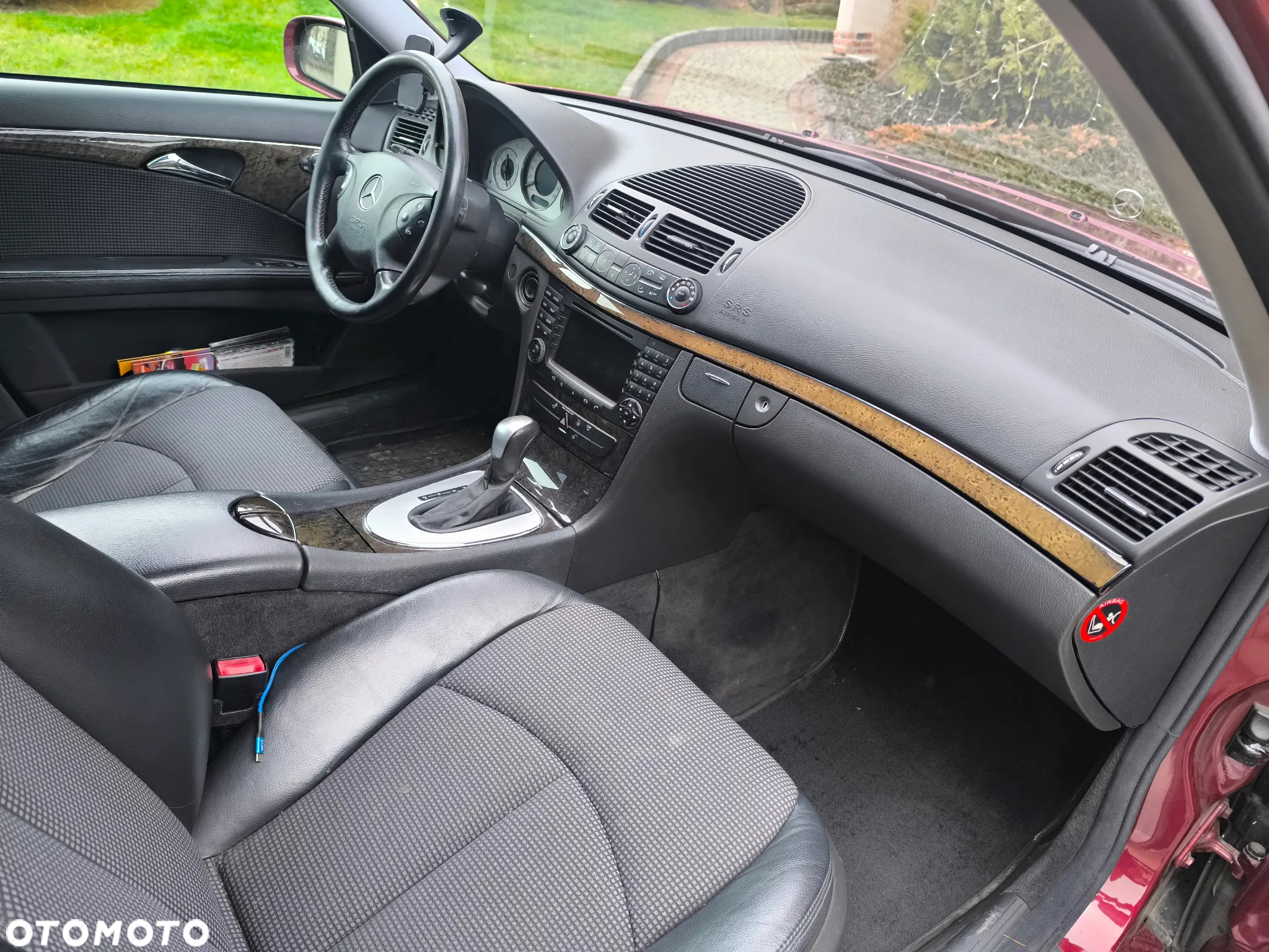 Mercedes-Benz Klasa E 320 4-Matic Avantgarde - 8