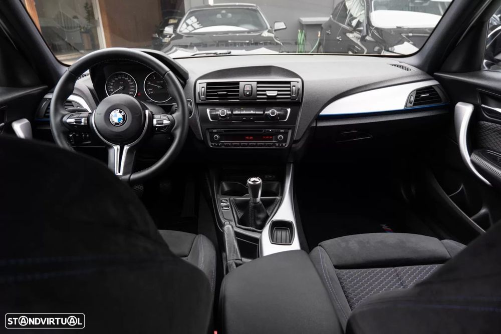 BMW 118 d Pack M - 13