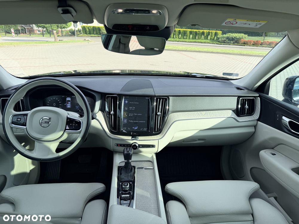 Volvo XC 60 T4 Inscription - 2