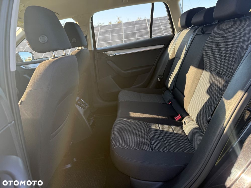 Skoda Octavia 1.6 TDI Edition - 8