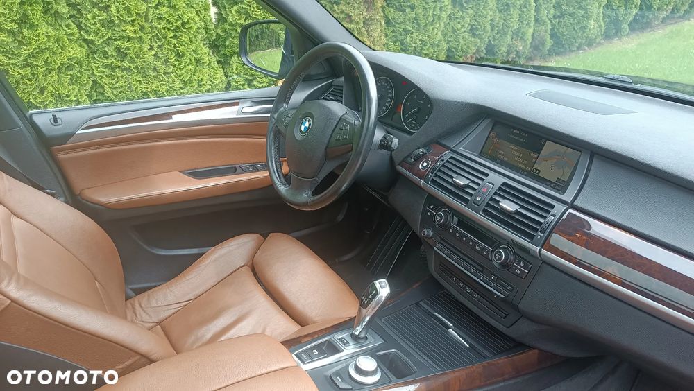 BMW X5 3.0sd xDrive - 12