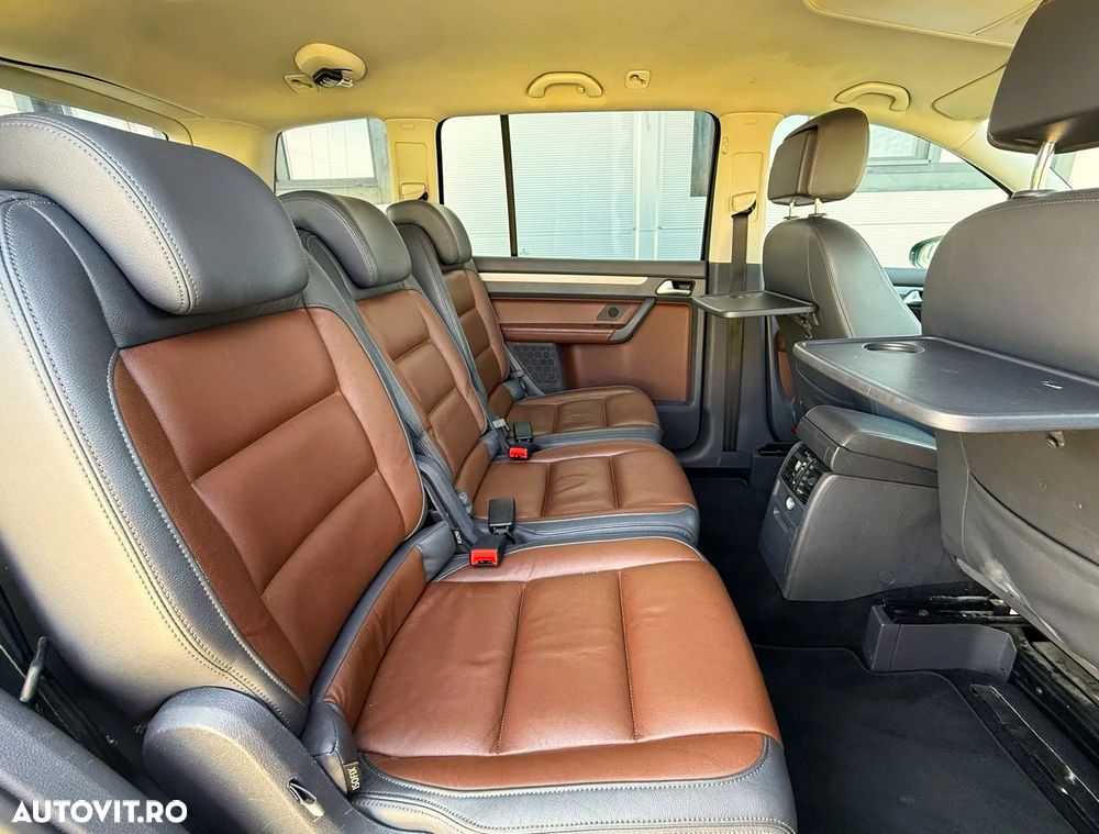 Volkswagen Touran 2.0 TDI DPF DSG Cross - 20