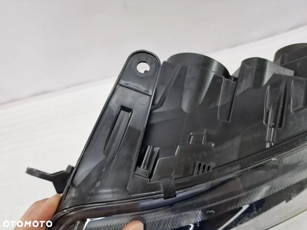 DACIA DUSTER II 17- LEWA LAMPA PRZEDNIA PRZÓD LED , NR 260609367R , NR AUKCJI LA326 - 8