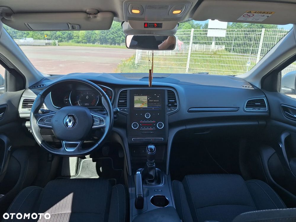 Renault Megane 1.5 dCi Zen - 6