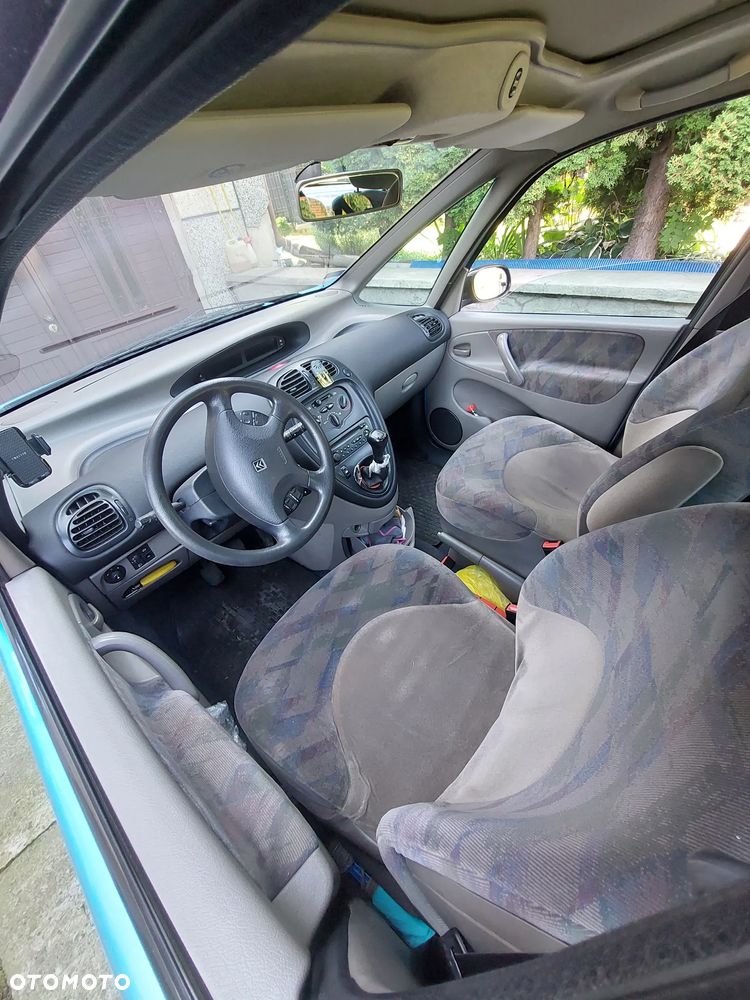 Citroën Xsara 2.0 HDi Confort - 5