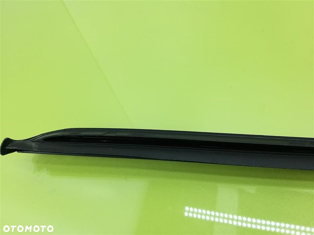 Listwa szyby przedniej lewa Audi A4 B8 8K 2007-2015 8K085432701C NOWA - 4