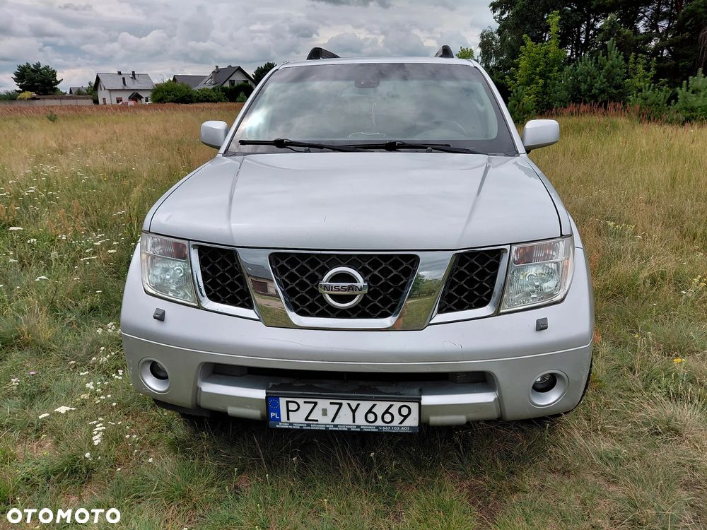 Nissan Pathfinder 2.5 DCi Elegance + - 1
