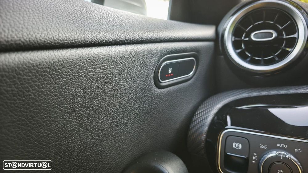 Mercedes-Benz CLA 180 d Shooting Brake Business Solutions Aut. - 39