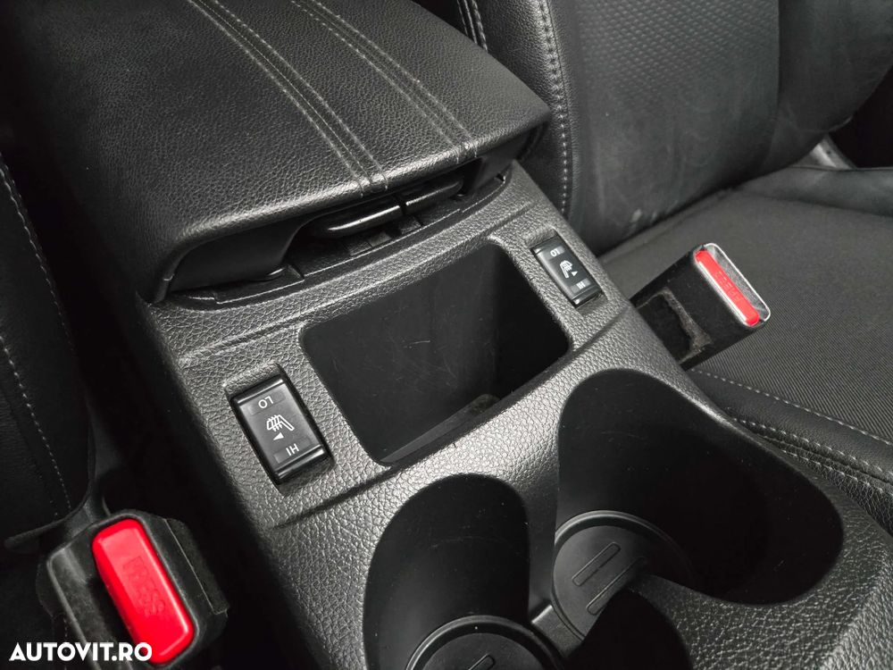 Nissan Qashqai 1.6 DCI TEKNA - 26