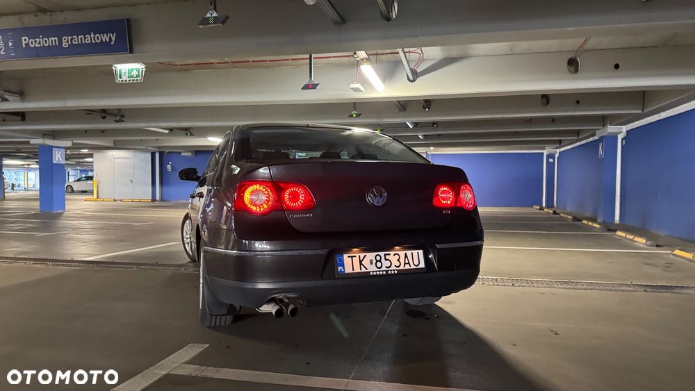Volkswagen Passat 1.8 TSI Highline - 7