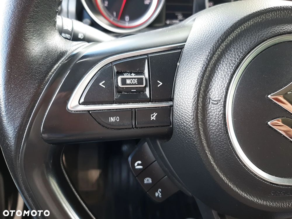 Suzuki Swift 1.2 Premium - 20