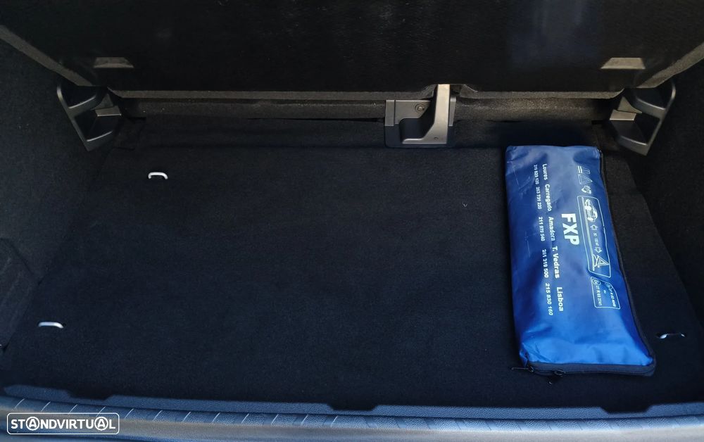 Ford EcoSport 1.0 EcoBoost ST-Line Plus - 27