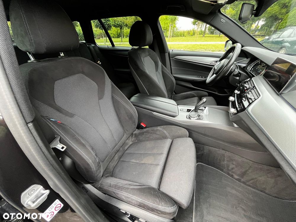 BMW Seria 5 520d M Sport Edition - 16
