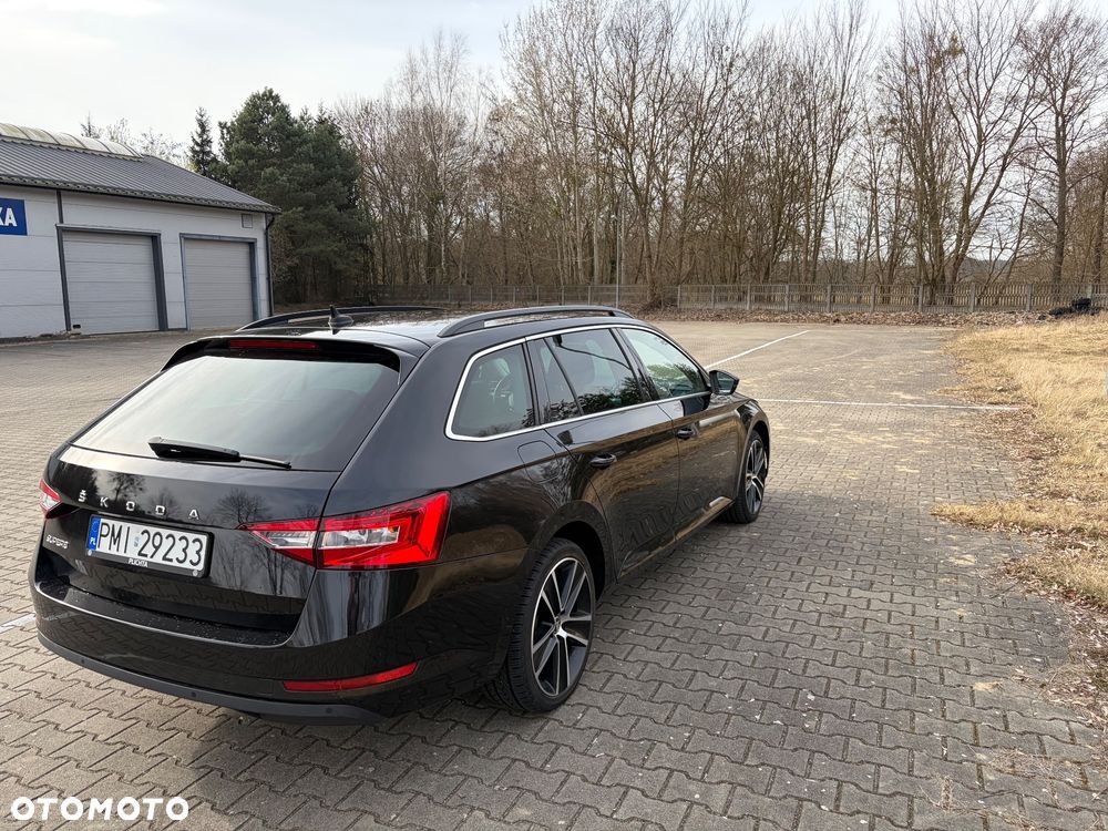Skoda Superb 2.0 TDI Ambition DSG7 - 6