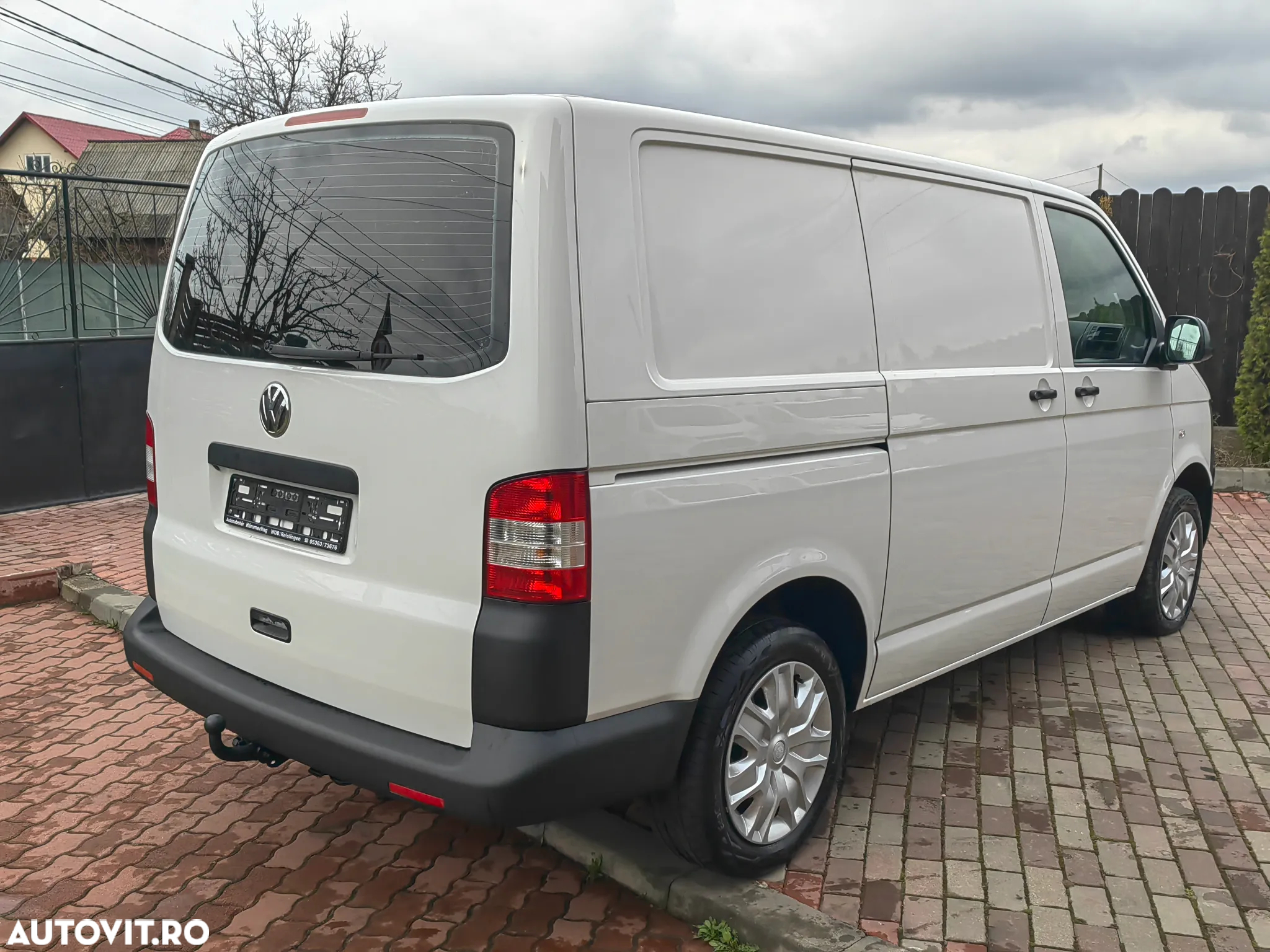 Volkswagen Transporter - 12
