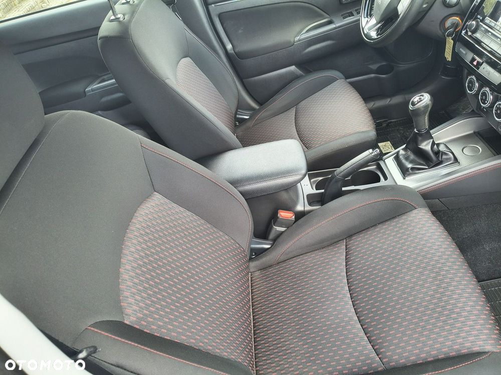 Mitsubishi ASX - 14