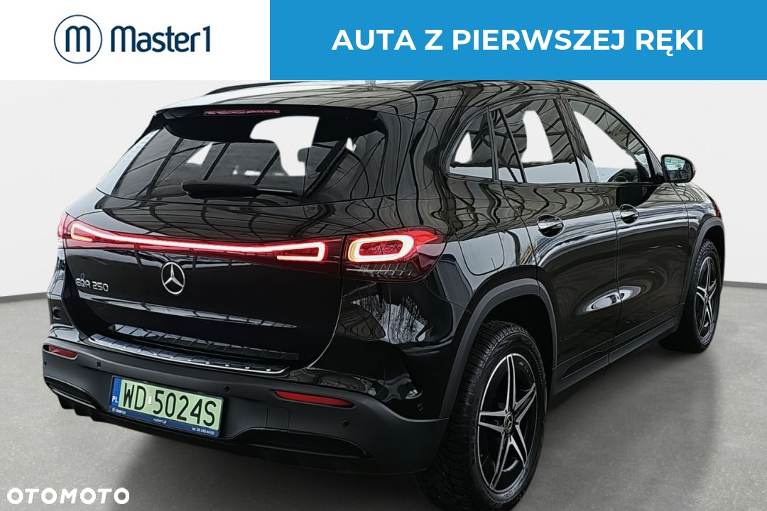 Mercedes-Benz EQA 250 66.5kWh AMG Line - 4