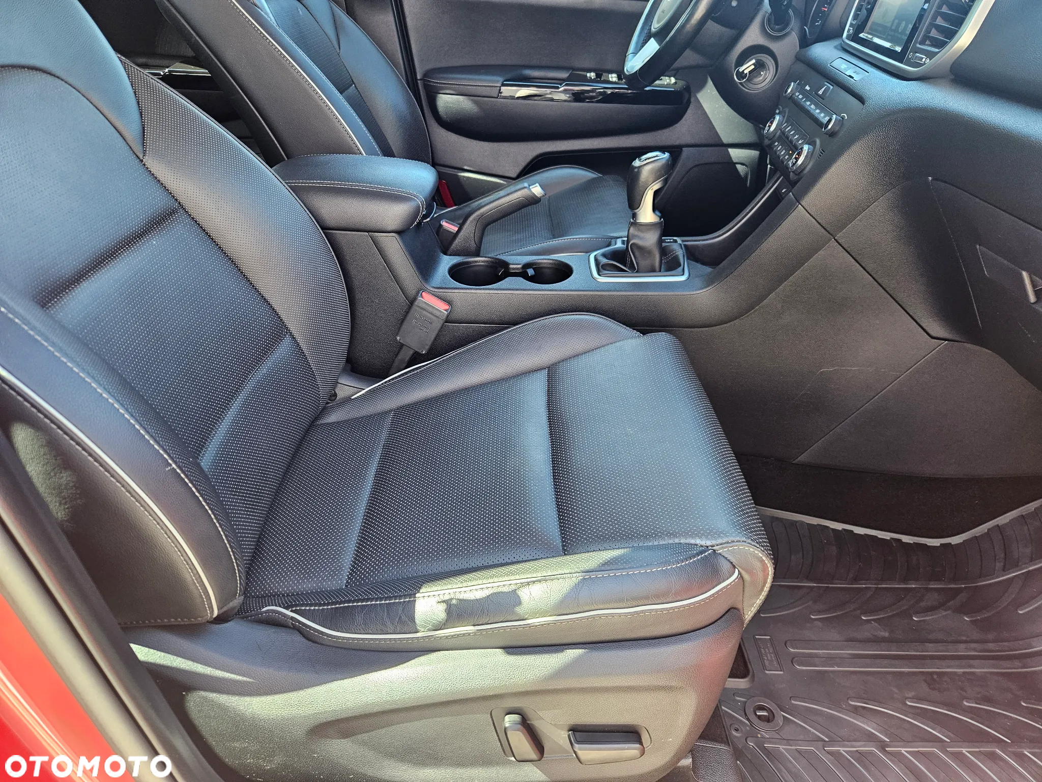 Kia Sportage 1.6 CRDI AWD GT LINE - 25