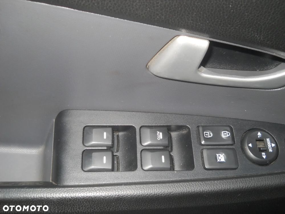 Kia Sportage 1.7 CRDI 2WD Attract - 9