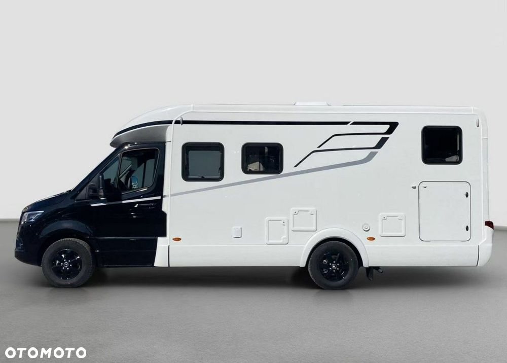 Hymer-Eriba Tramp S 685 - półintegra w układzie face to face - 7