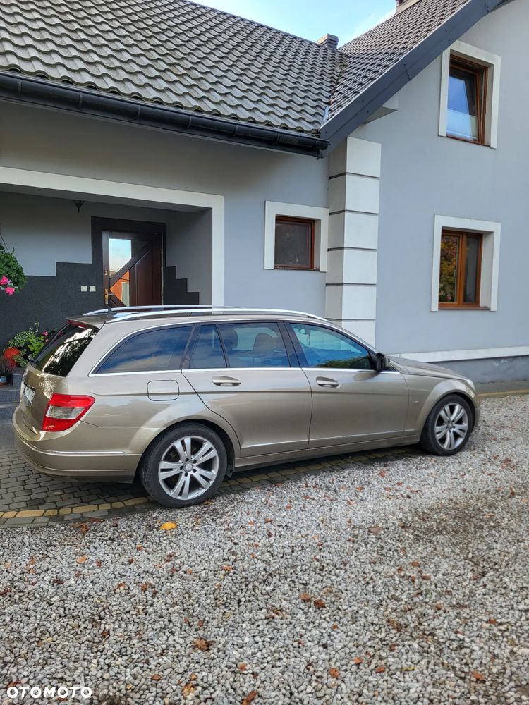 Mercedes-Benz C-Class 2008 photo 3