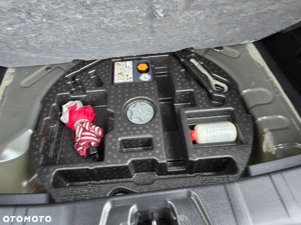 Nissan Qashqai 1.2 DIG-T N-Connecta EU6 - 15