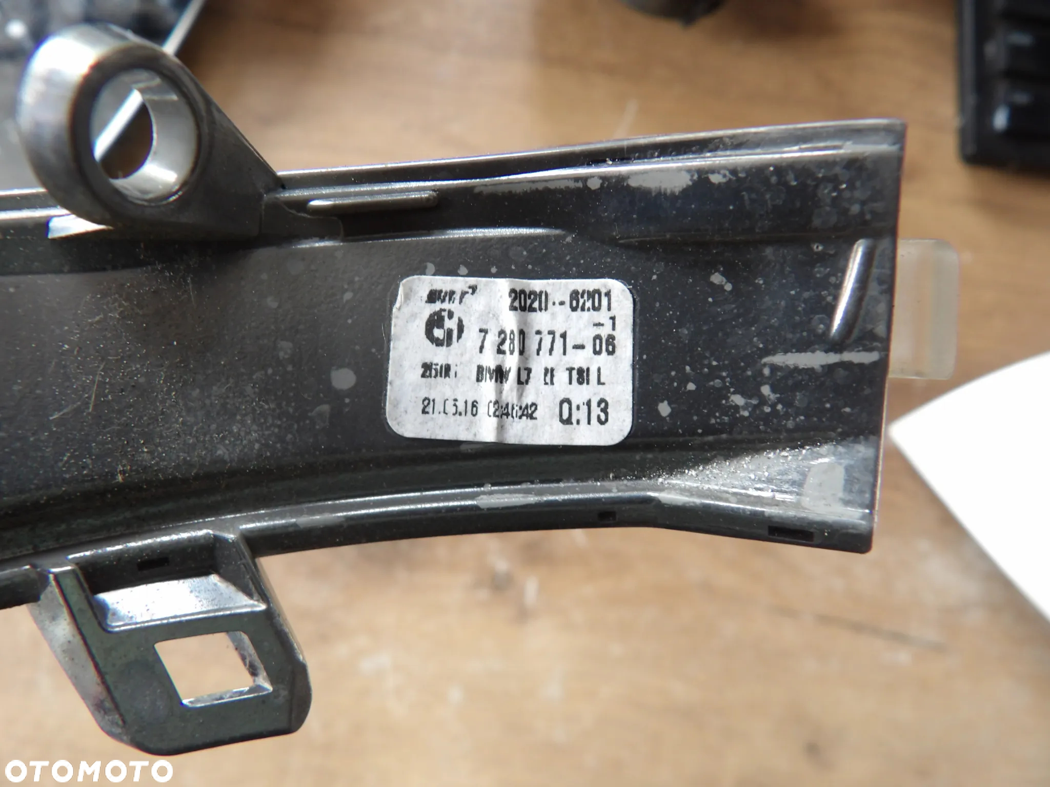 BMW - F20*,F30* - KIERUNKOWSKAZ LUSTERKA - LEWY - LED - 7280771 - 2