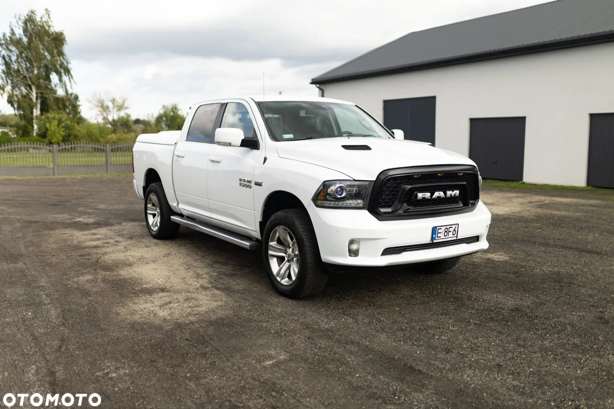 Dodge RAM 1500 5.7 4x4 - 2