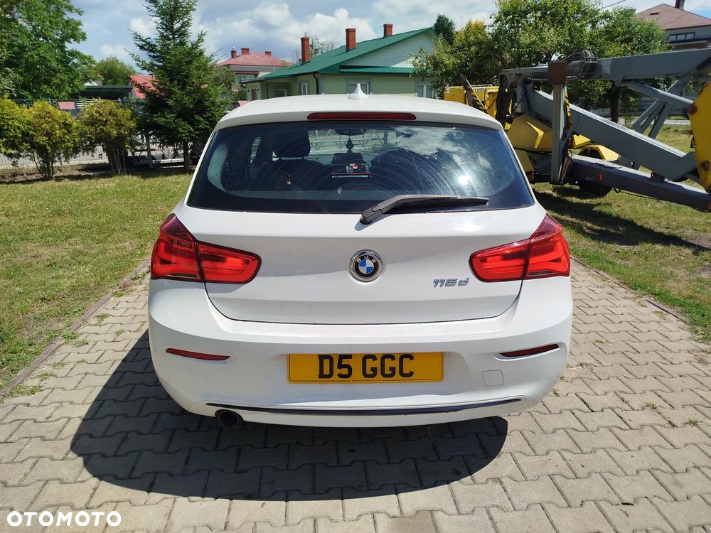 BMW Seria 1 116d Sport Line - 21