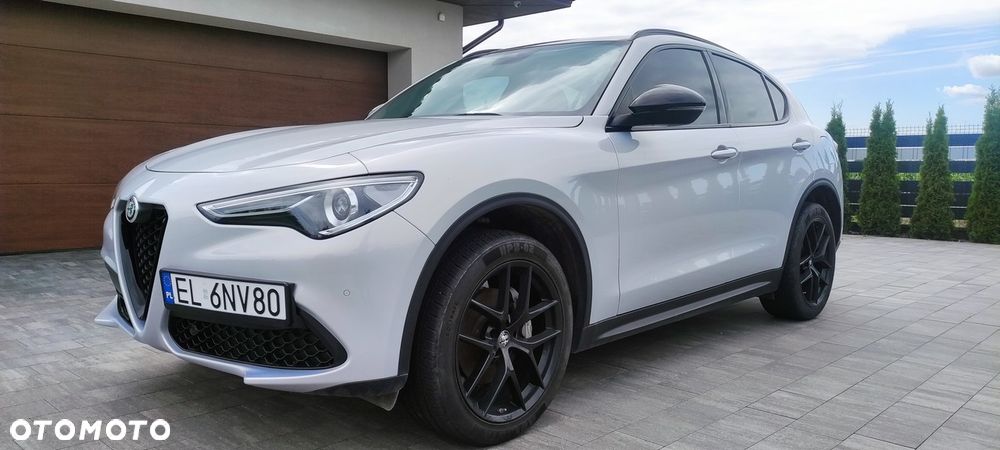 Alfa Romeo Stelvio - 11