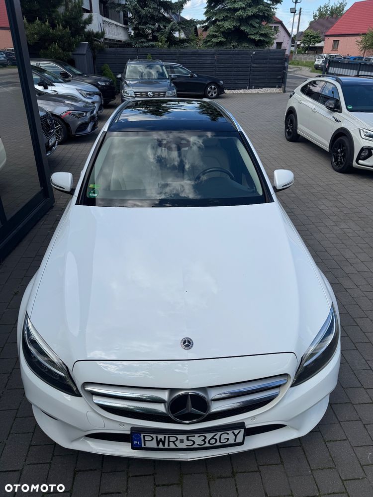 Mercedes-Benz Klasa C 220 d 4Matic 9G-TRONIC Avantgarde - 4