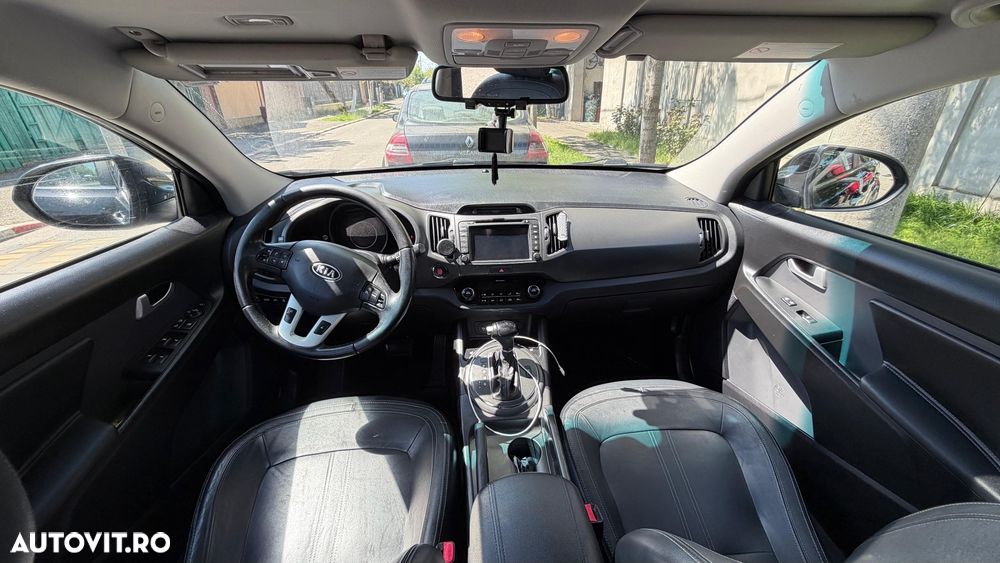 Kia Sportage 2.0 CRDI 4WD Automatik Spirit - 6