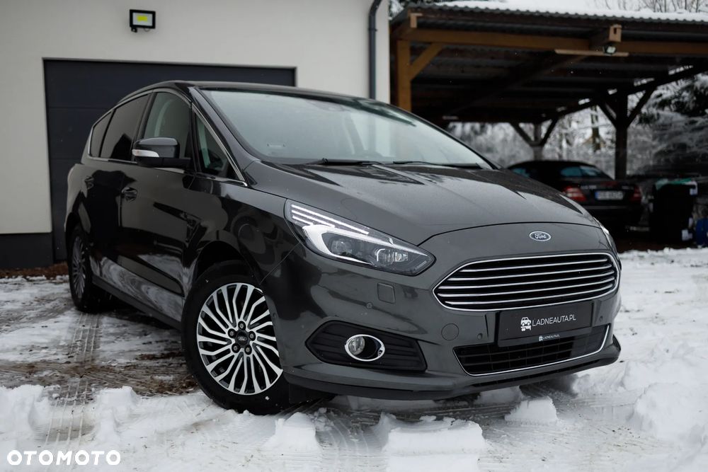 Ford S-Max 2.0 EcoBlue Titanium - 1